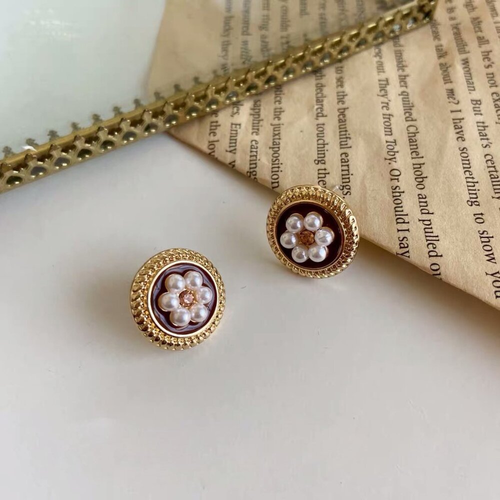 NEW Vintage Victorian Style Seed Pearl Enamel Stud Earrings Brown and Gold